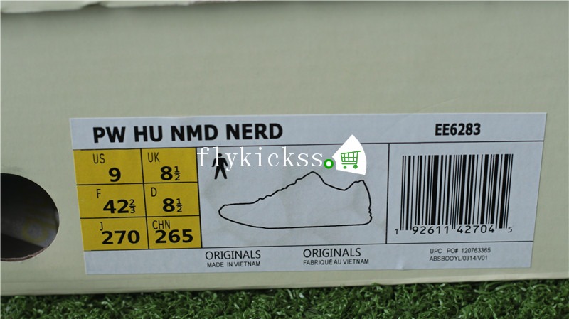 Fish Scale Boost Nerd Creme x Pharrell Adidas Human Race NMD Homecoming